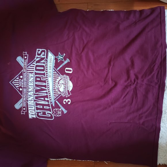 T shirts - Picture 2 of 6